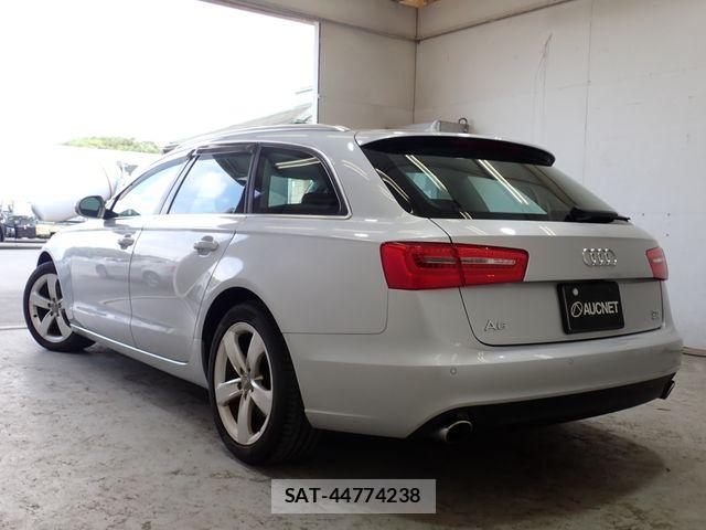 Audi A6 2012-05 8072904-2