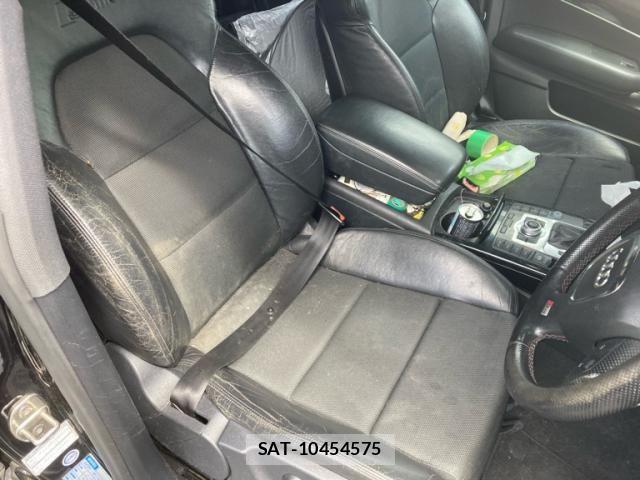 Audi A6 2008-03 8364818-5