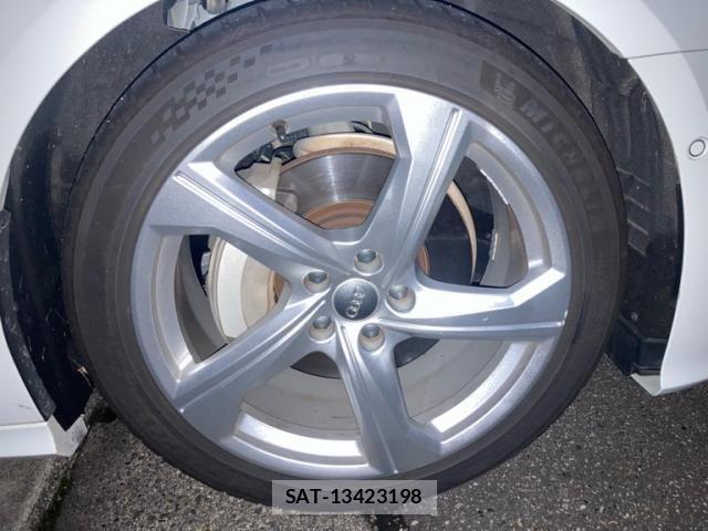Audi A6 2020-11 8795302-11