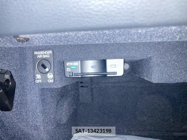 Audi A6 2020-11 8795302-25