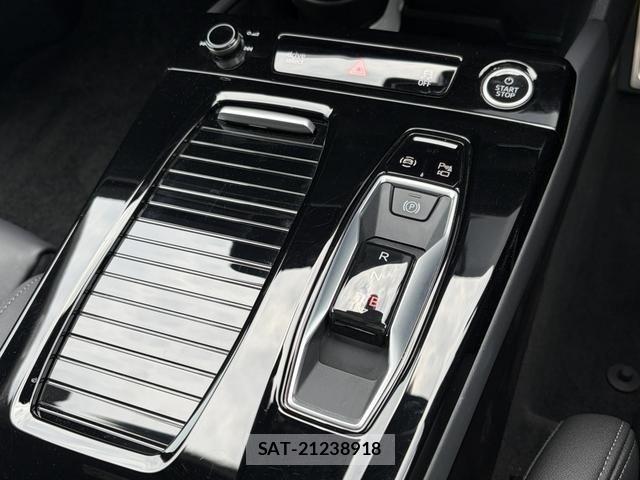 Audi E-TRON 2025-12 8658065-11