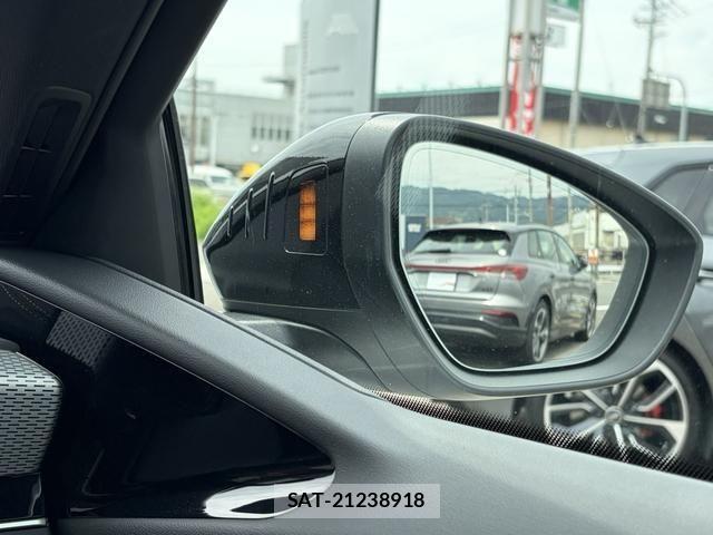 Audi E-TRON 2025-12 8658065-12