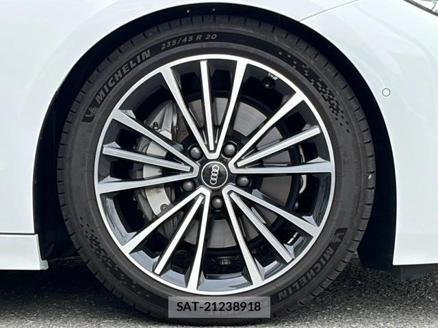 Audi E-TRON 2025-12 8658065-16