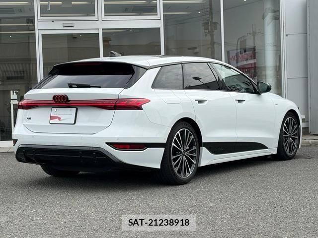 Audi E-TRON 2025-12 8658065-2