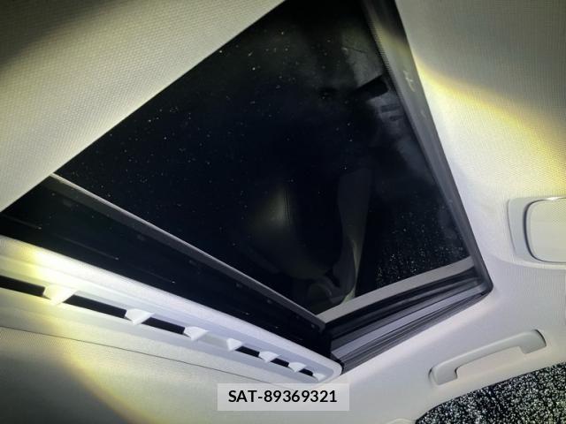 Audi A6 2012-09 7020047-21