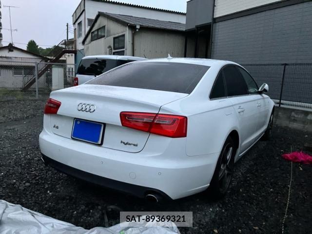 Audi A6 2012-09 7020047-2