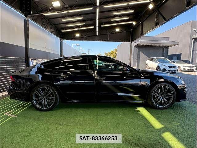 Audi A7 2023-05 2317841-14