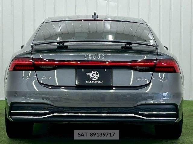 Audi A7 2021-05 6989227-12