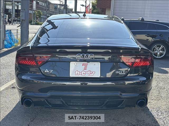 Audi A7 2011-07 7453003-25