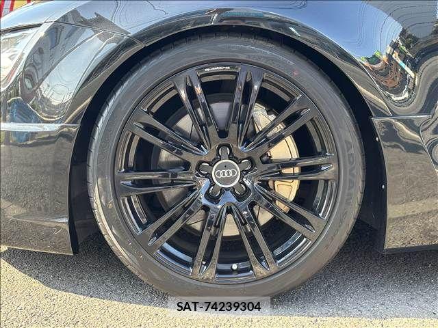 Audi A7 2011-07 7453003-4