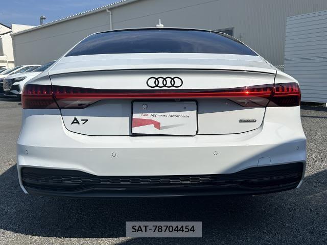 Audi A7 2023-10 7615065-17