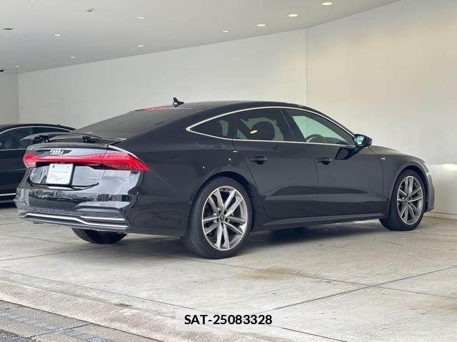 Audi A7 2023-06 7720934-2