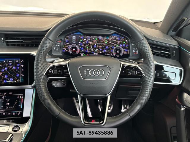 Audi A7 2022-03 7875347-11
