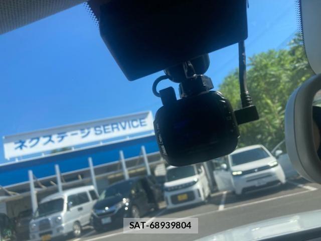 Audi A7 2017-06 7978553-21