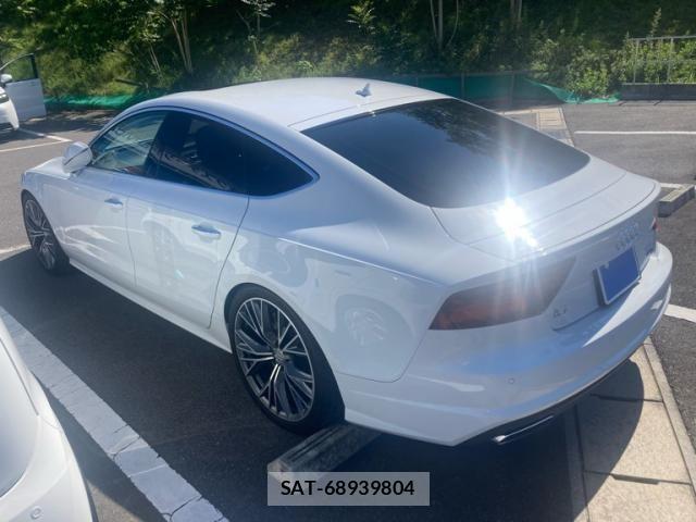 Audi A7 2017-06 7978553-2