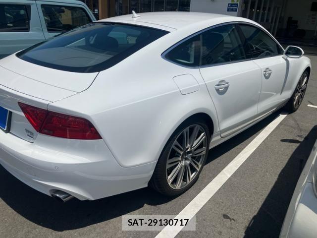 Audi A7 2011-12 8034465-1