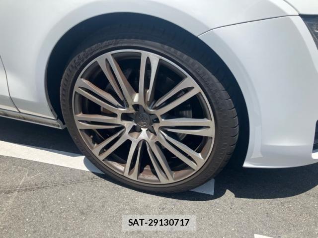 Audi A7 2011-12 8034465-6