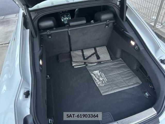 Audi A7 2017-12 8098060-7