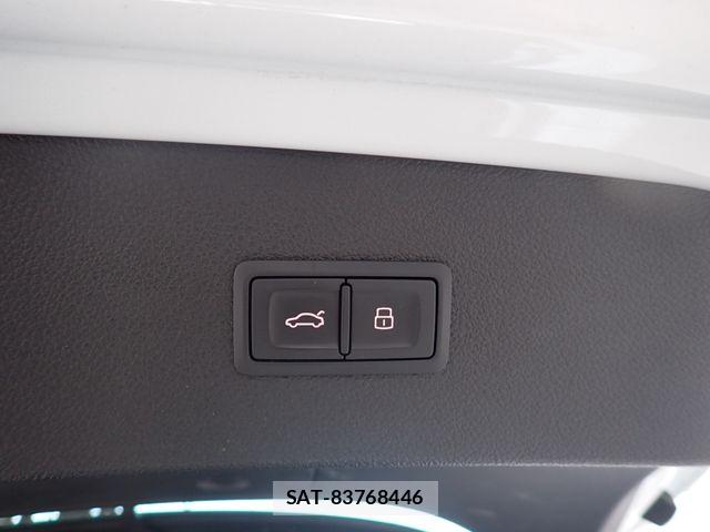 Audi A7 2017-03 8157979-25