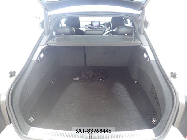 Audi A7 2017-03 8157979-26
