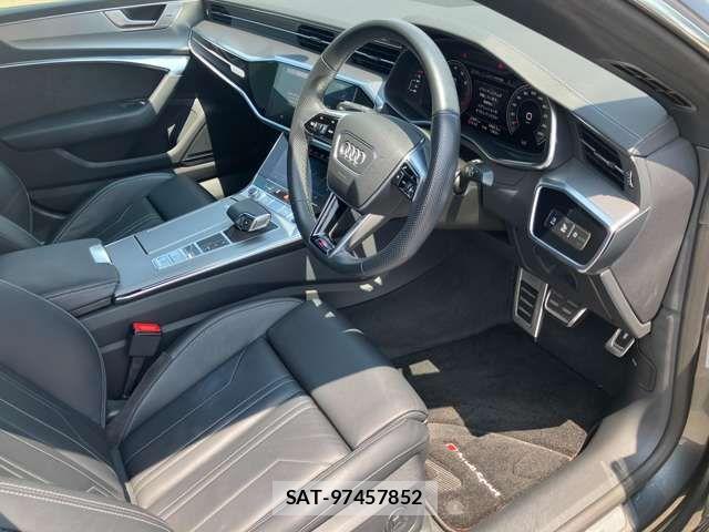 Audi A7 2021-07 8206379-11