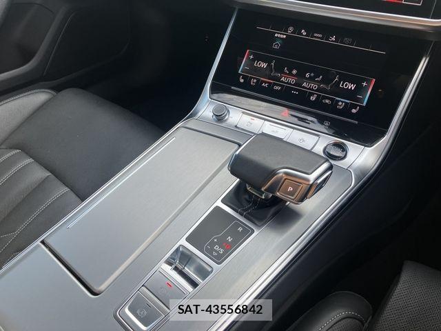Audi A7 2023-09 8244646-10