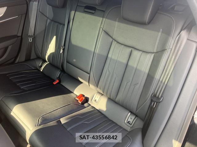 Audi A7 2023-09 8244646-12