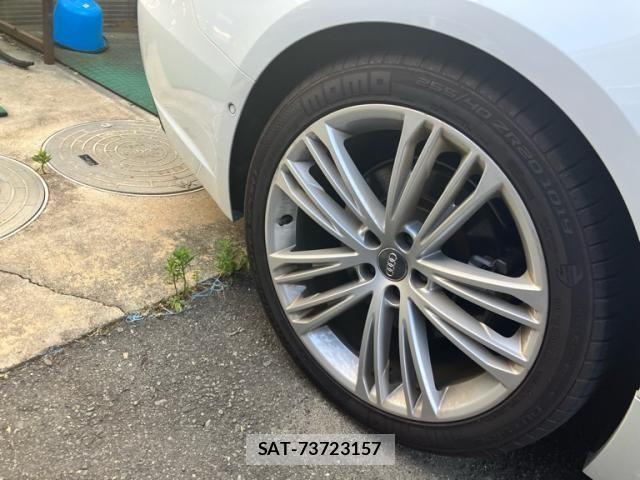 Audi A7 2018-08 8411272-16