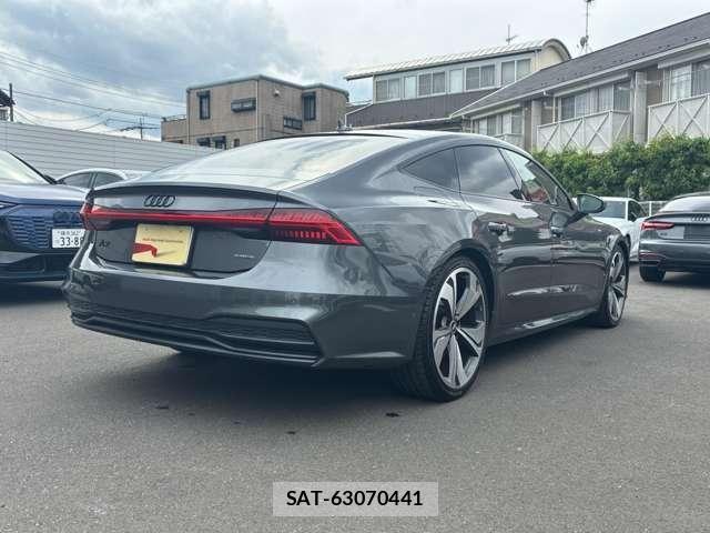 Audi A7 2022-04 8740604-1