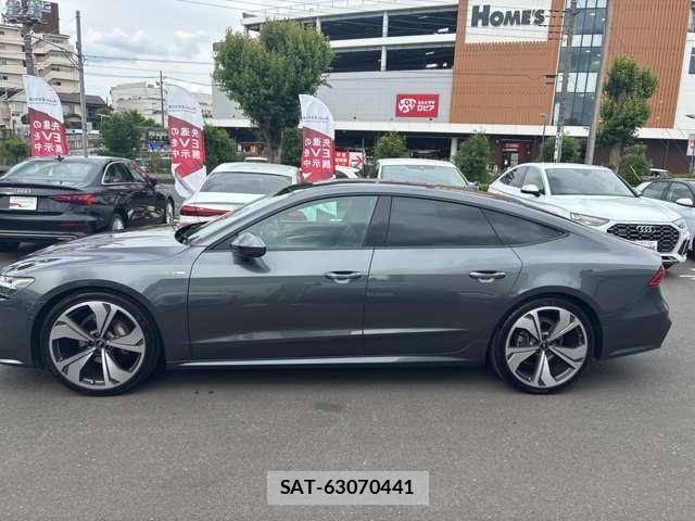 Audi A7 2022-04 8740604-4