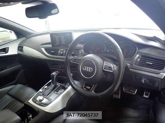 Audi A7 2015-09 8740611-1