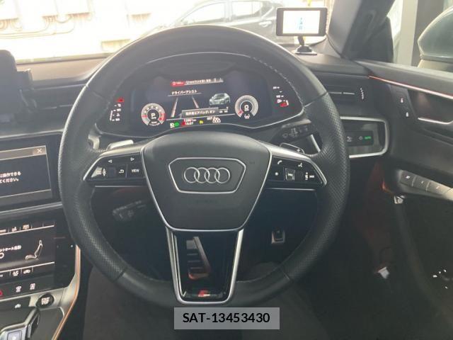 Audi A7 2021-12 8779548-9
