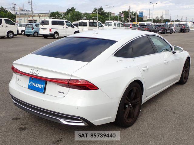 Audi A7 2021-09 8848270-9