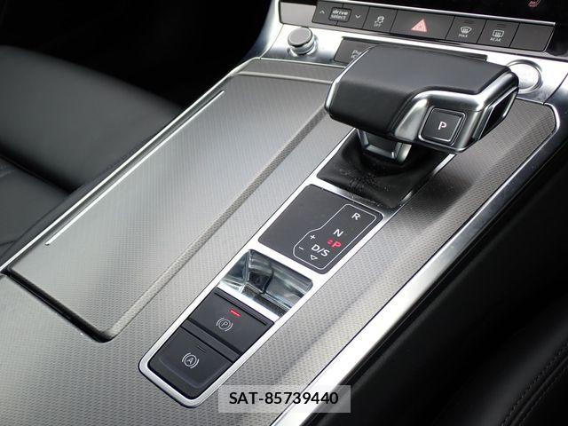 Audi A7 2021-09 8848270-17