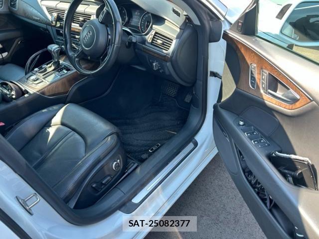 Audi A7 2013-11 8878741-11