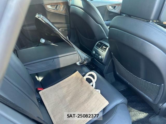 Audi A7 2013-11 8878741-16