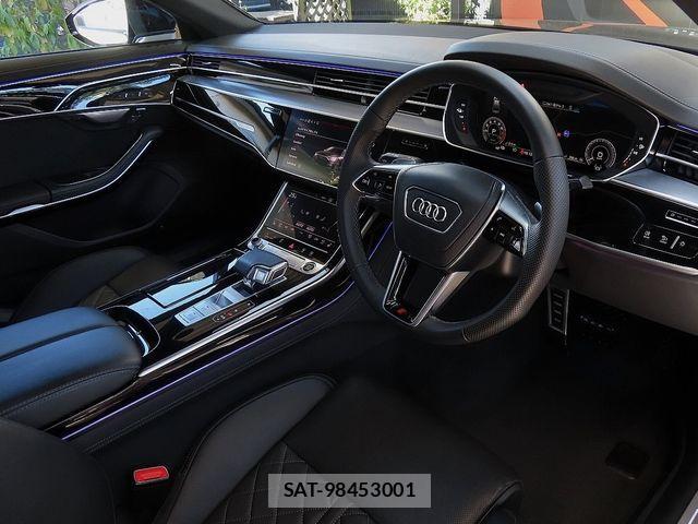 Audi A8 2023-06 607051-12