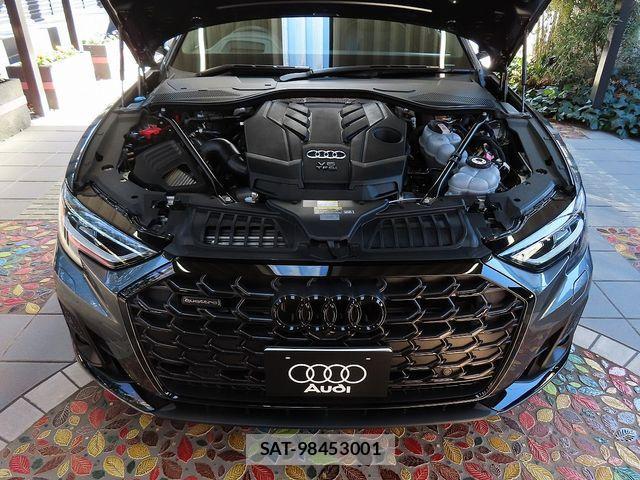 Audi A8 2023-06 607051-27