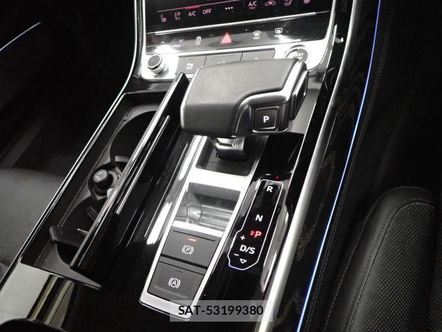 Audi A8 2021-08 1218951-15