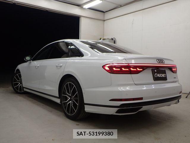 Audi A8 2021-08 1218951-2