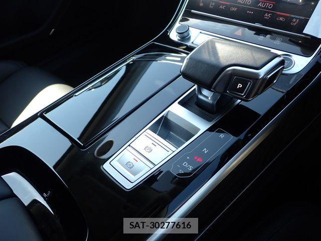 Audi A8 2023-09 1245746-17