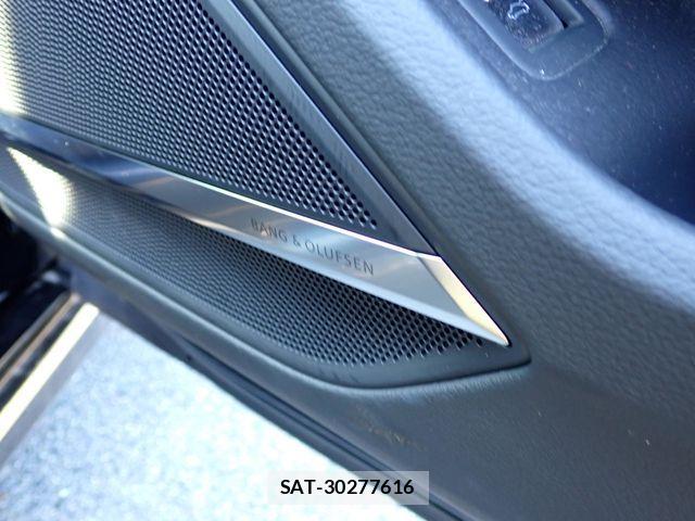 Audi A8 2023-09 1245746-19
