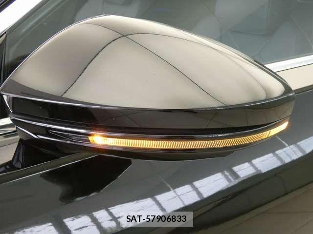 Audi A8 2023-11 1389161-19