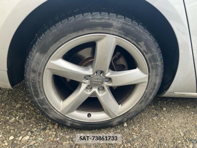 Audi A8 2013-02 4174596-5