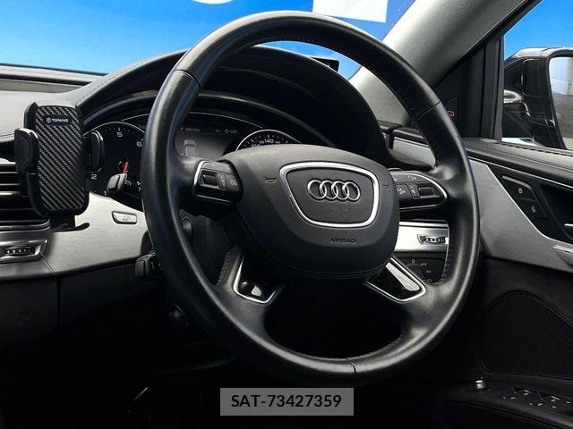 Audi A8 2017-06 5860353-10