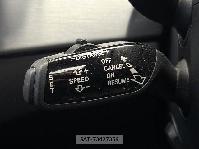 Audi A8 2017-06 5860353-3