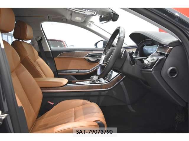 Audi A8 2023-12 5860351-5
