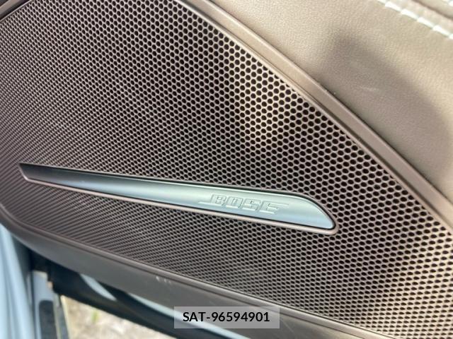 Audi A8 2017-11 6495008-13