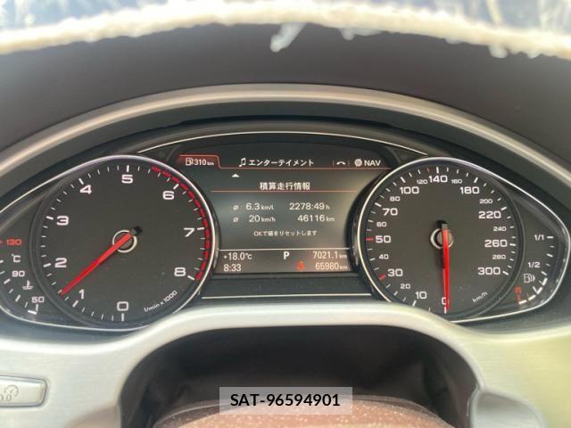 Audi A8 2017-11 6495008-20