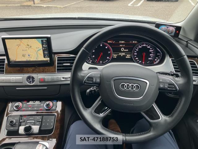 Audi A8 2015-01 7249846-18